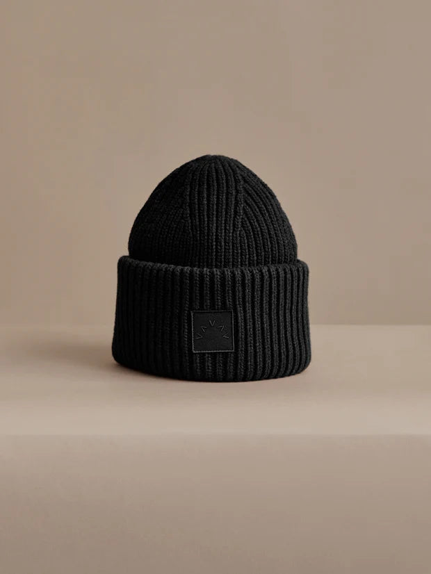 Varley Black Cresta Beanie