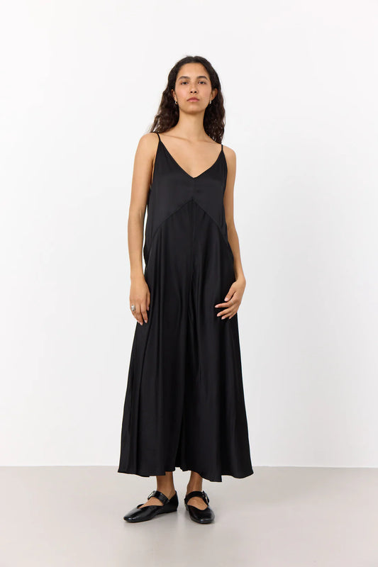 Levete Room Black Estel Dress