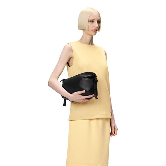 Rains Black Grain Hilo Wash Bag