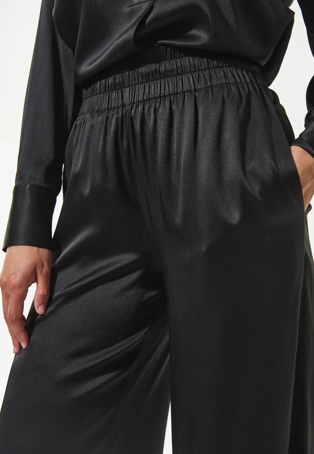 Dea Kudibal Black Margodea Silk Trousers