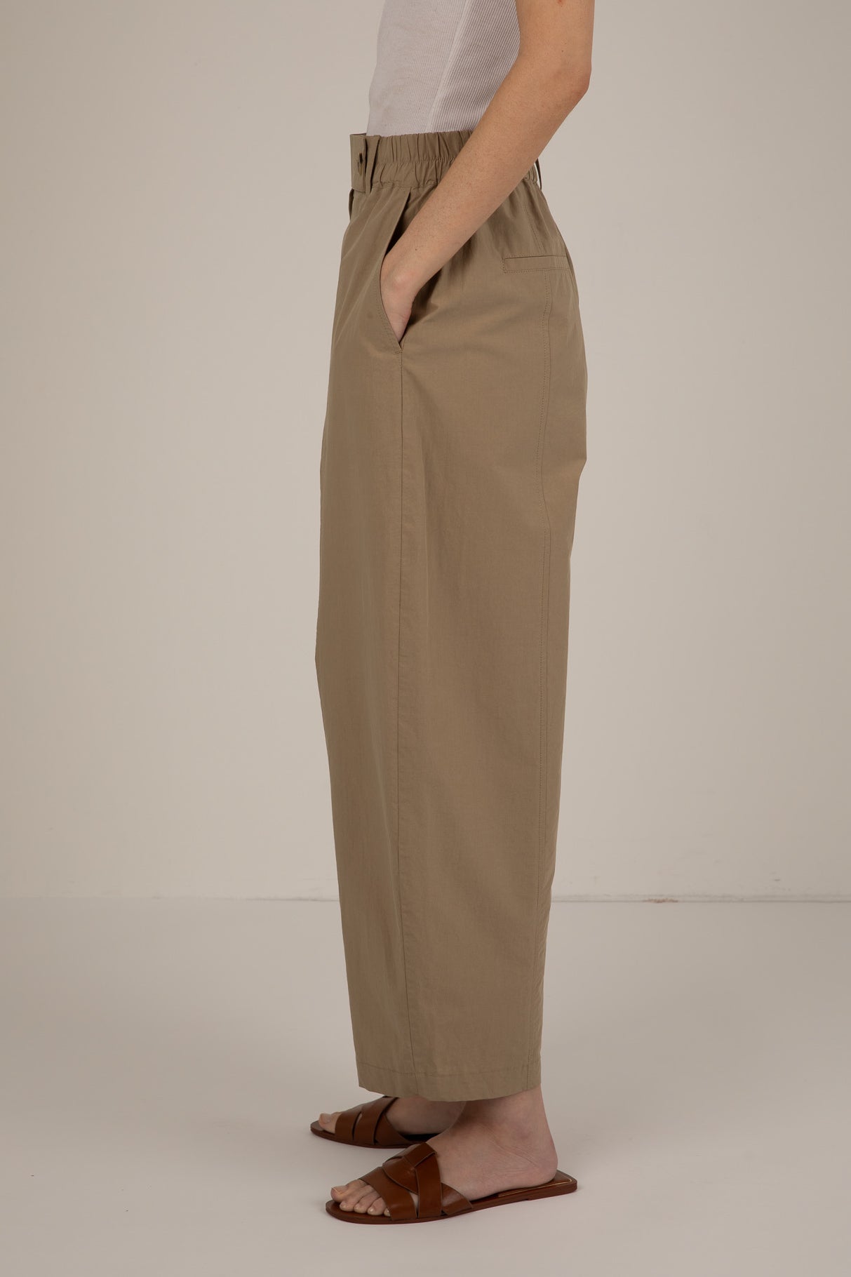 Vivere Sand Thea Barrel Leg Trouser
